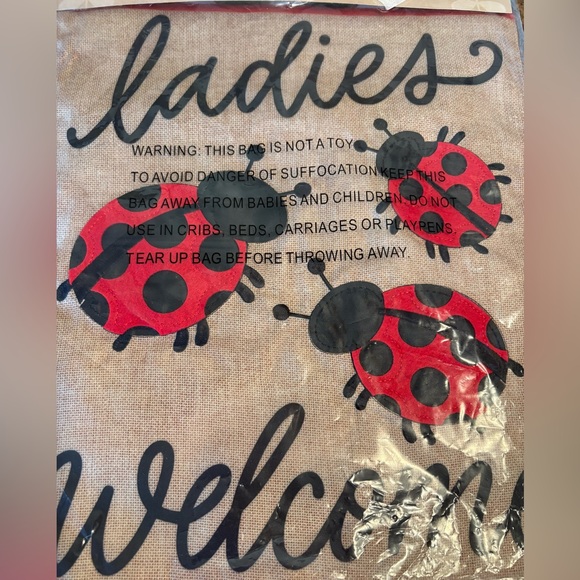 Charming NWT Creekside Ladybug Welcome Flag. Premium Applique. All weather. - Picture 2 of 3
